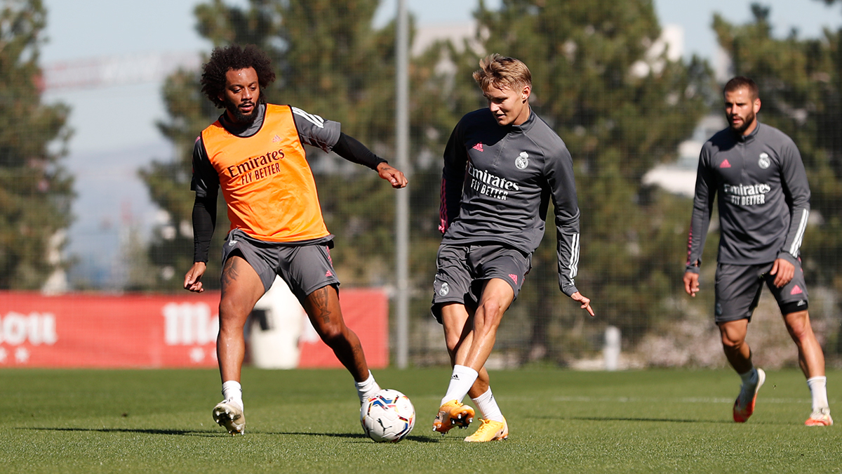 Marcelo y Odegaard, en la sesión del Real Madrid (Foto: RM).