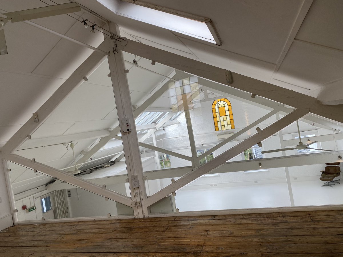 Studio 15 is now also available for day hires and short term rentals! Please email contactus@holbornstudios.com for more information 
#photographicstudio #photographicstudiorental #shorttermofficerental #studiohire #studiohirelondon #daylightstudio #natruallight #londonstudio