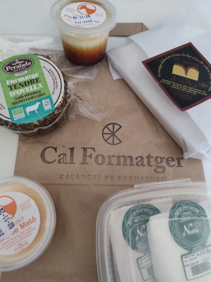 guipoto's tweet image. Si ens tanquen els bars, obrirem els balcons dels #confinàpats de nou; i hem passat per #CalFormatger. Primer avís.