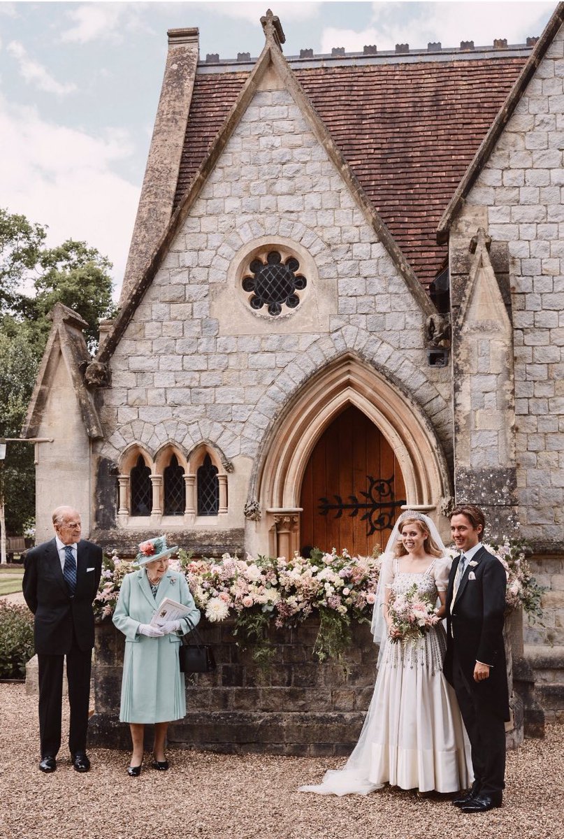 Princess Beatrice of York tweet media