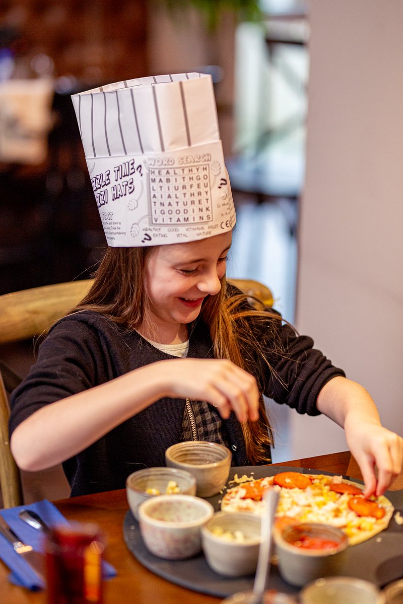 After school treats for the whole family. 👨‍👩‍👧‍👦

Take advantage of our school run offer 3-5pm today and bring along the household for our school run offer. The kids make their own pizzas for free when an adult orders from our £10 set menu. 🍕

bit.ly/Rustica-booknow