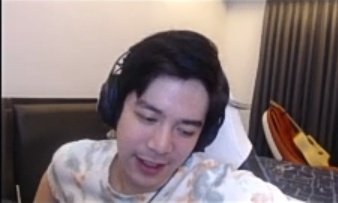mamu_ng_mundo's tweet photo. Yung time pala ng online class ni Josh nakadepende kung anong oras nya gusto. It's his call! Astig! 😁
@iamjoshuagarcia https://t.co/wtMDBCqFUi