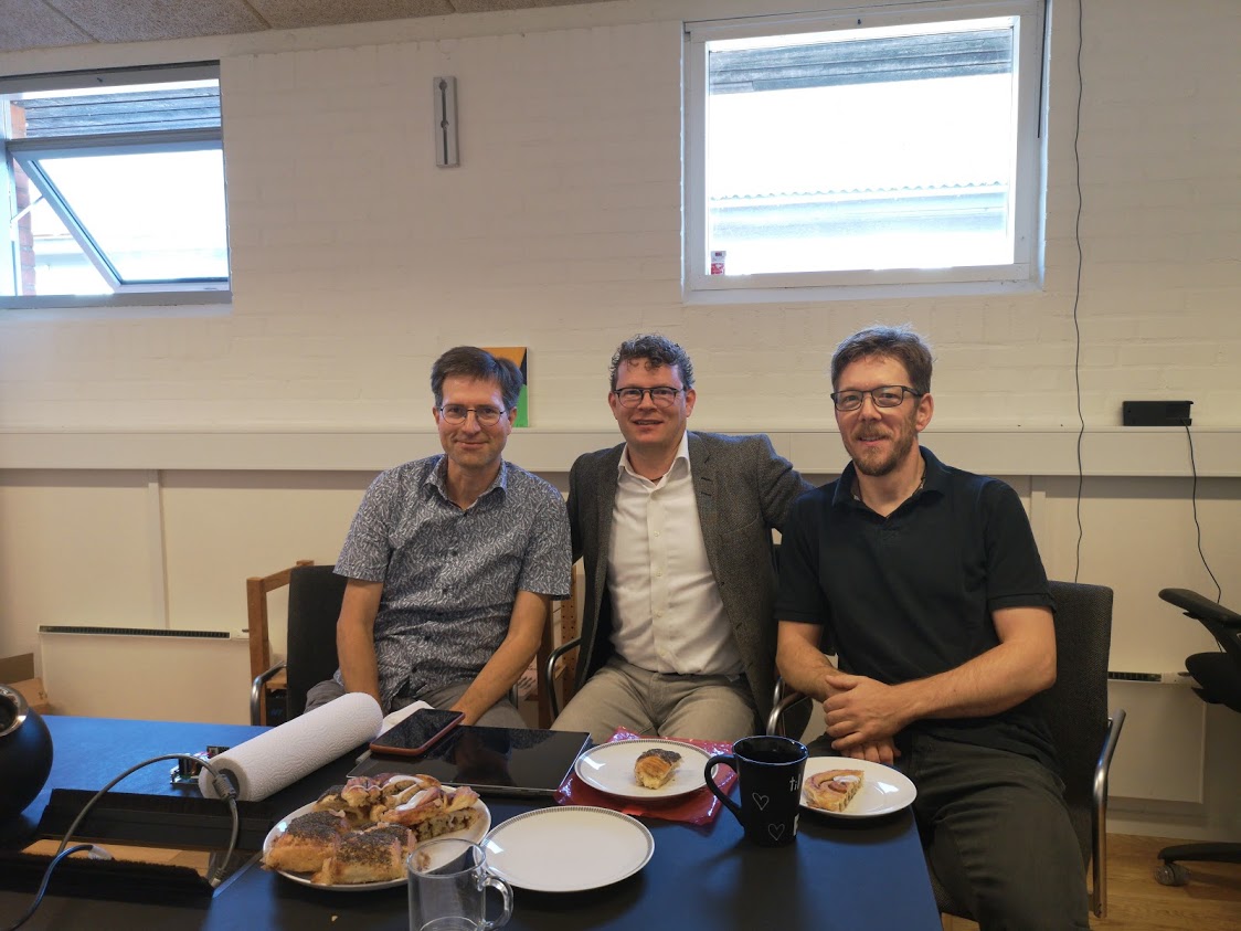 New article is out: 𝗩𝗶𝘀𝗶𝘁𝗶𝗻𝗴 𝗣𝘂𝗿𝗶𝗳𝗶 𝗔𝘂𝗱𝗶𝗼
Read about a young Danish company that focuses on quite fundamental research and development within the areas of loudspeaker drive units and class D amplification modules

bit.ly/3nYLKrC

#AUDIO #music #sound