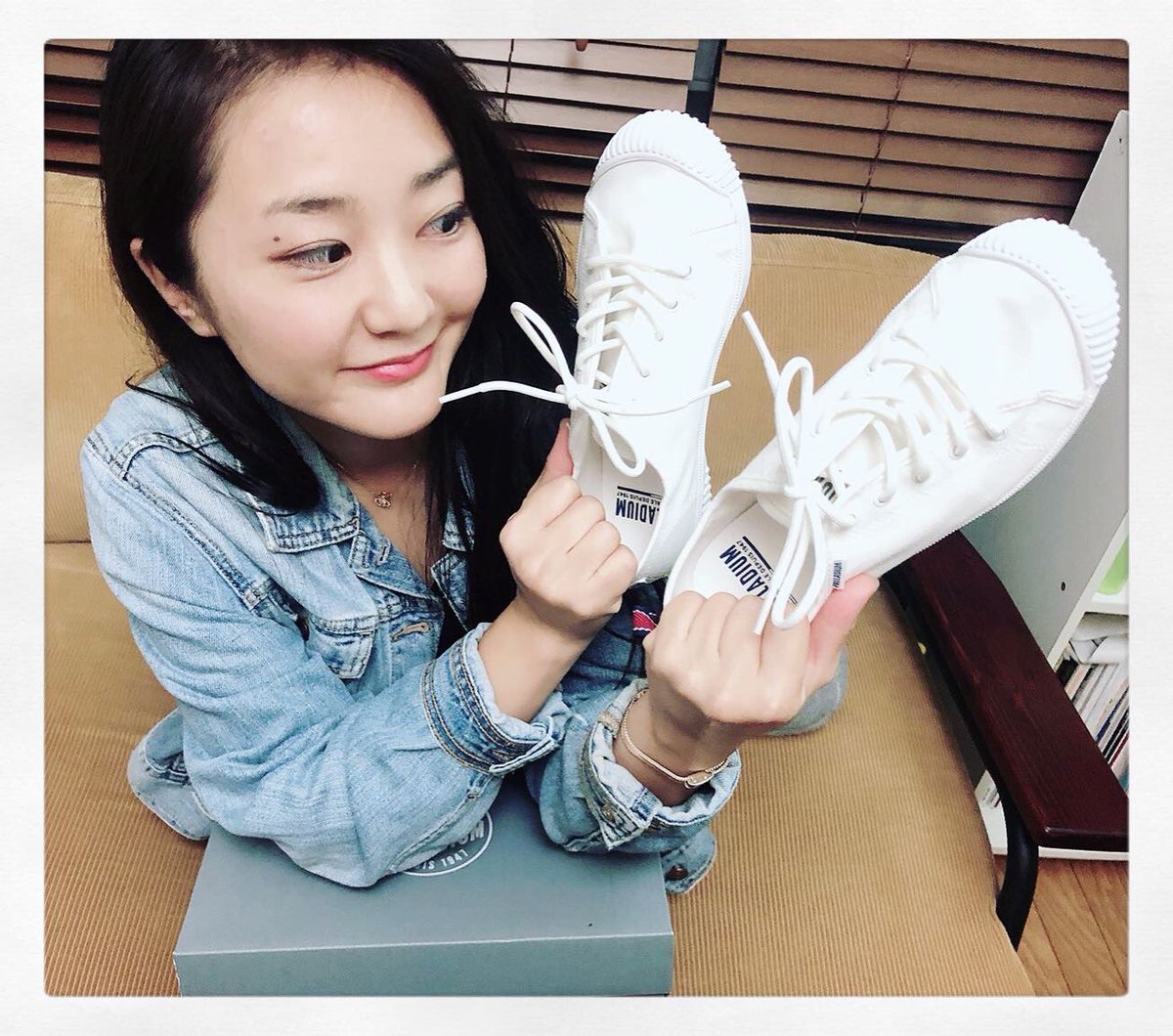 ramunedeyansu's tweet photo. 『らむ音』×『パラディウム』👟👟
撮影風景📸
取材して頂きました!
楽しかったなぁ♡
@palladium_jp
⒈#パラディウム
⒉#パラディウムブーツ
⒊#パラディウムマガジン
⒋#PALLADIUM
⒌#palladiumboots
〇撮影アイテム
着物編
#イージーレース
#EASYLACE https://t.co/nparEdCeux
