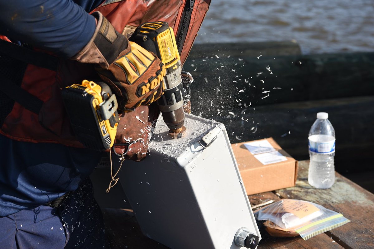 The crew of #USCG Cutter Clamp has been rebuilding ranges piece by piece to re-establish aids-to-navigation within Sabine Pass, TX, post #HurricaneDelta to ensure our waterways are safe for transit. #PortReconstitution #MaritimeTransportationSystem #FridayFromTheField