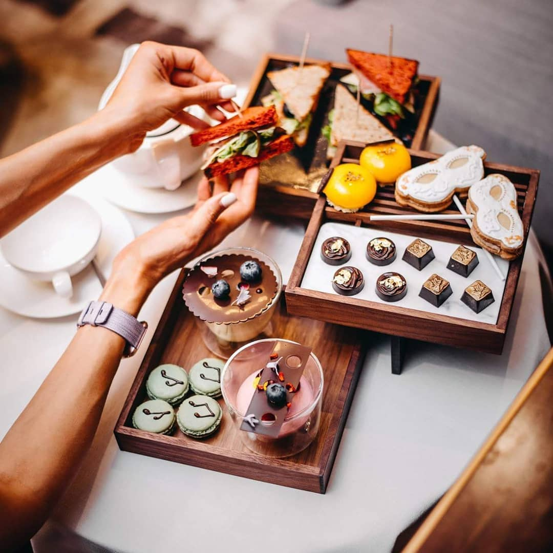 We love an elegant afternoon tea, especially at @KempinskiRiga.
#Kempinski #KEMPINSKIDISCOVERY #DiscoveryLoyalty https://t.co/CwxuRzYmwr