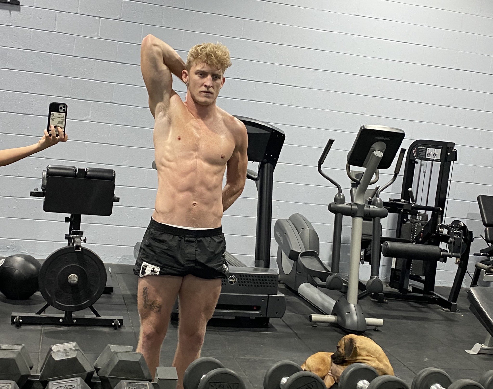 Tfue on Twitter: “Hi, my name is Turner and I play video games for 8