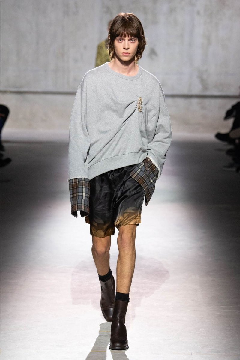 Nubian Dries Van Noten 秋冬最新コレクションが到着 アートとコンテンポラリー ファッションの世界を見事に融合させた作品を是非ご覧ください T Co M11d23io3i