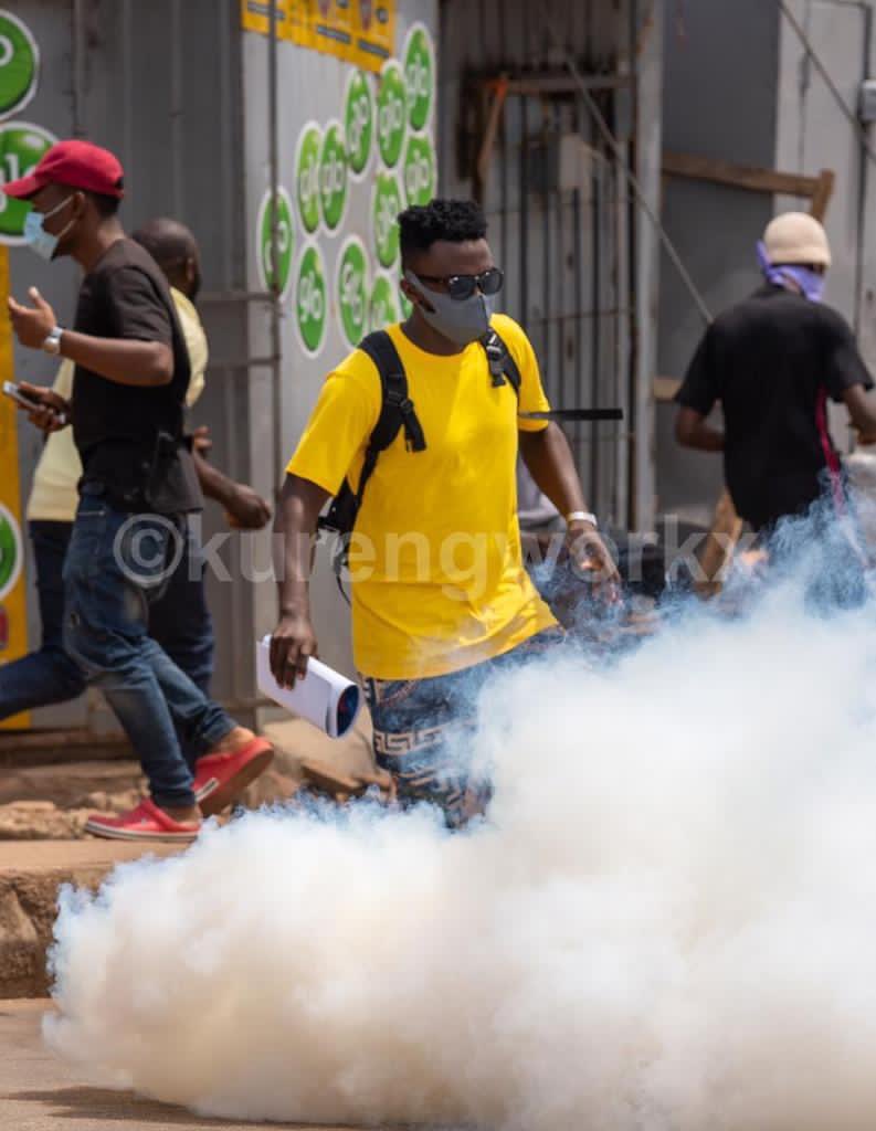 9jatrapmovement's tweet photo. We came out for a peaceful march in Jos, but we were beaten, tear gassed and shot with live bullets thankfully no lives lost.  
TOMORROW WE MOVE AGAIN!!! 
#JosProtest #EndSWAT https://t.co/0dIMtZvWh6