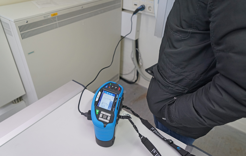 MetrelMarketing's tweet photo. In the field: Auto RCD testing with MI 3155 EurotestXD. #Metrel, #mi3155
https://t.co/THfKZpImEV https://t.co/agEAO6znLw