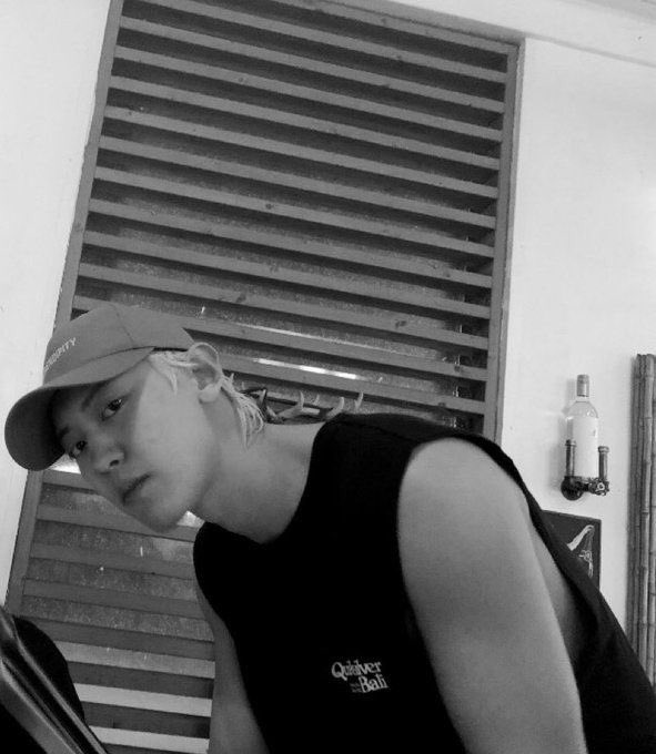 𝚂𝚝𝚊𝚛𝚎 𝚊𝚝 𝚢𝚘𝚞 𝚕𝚒𝚔𝚎 𝚝𝚑𝚒𝚜https://abs.twimg.com/emoji/v2/... draggable=