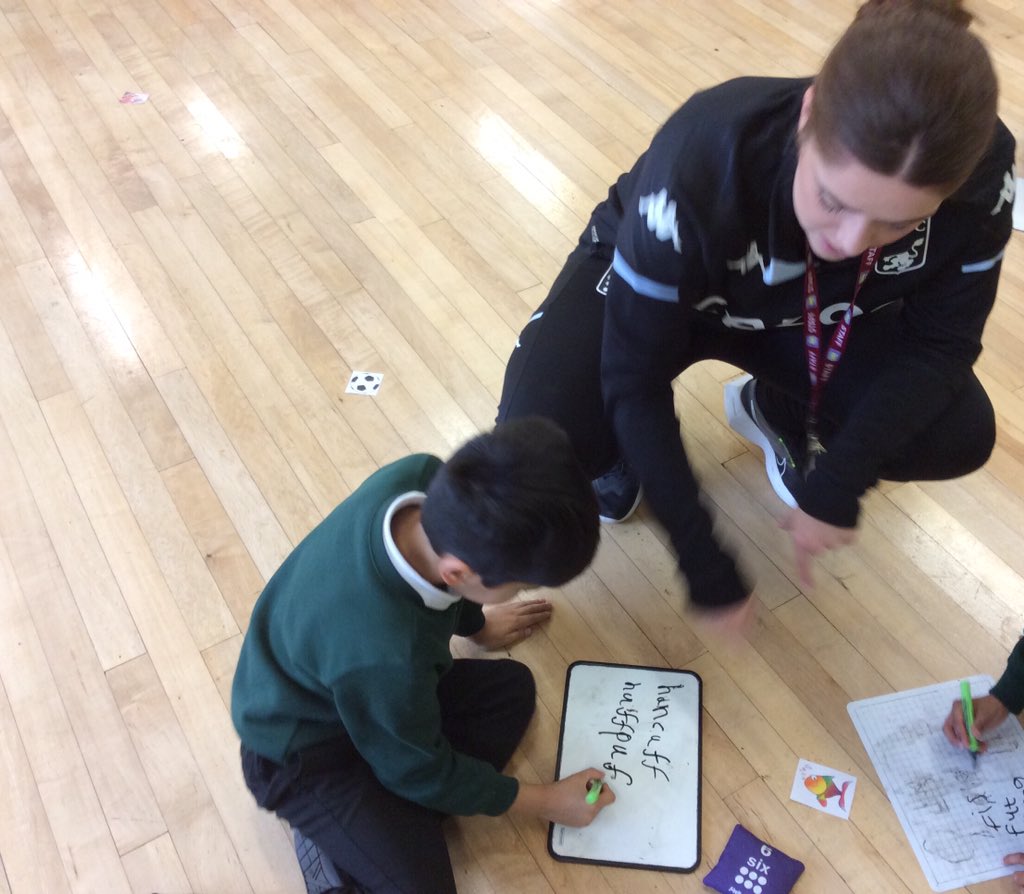 stannespri's tweet photo. Our Year 2 pupils are enjoying their active phonics lesson with @AVFCFoundation. They are identifying sounds while also being active.
#WorkingTogetherInPartnership
#ActiveLearning https://t.co/WsYN1sVRXU