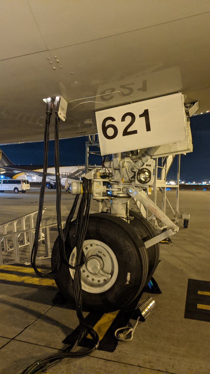 kclepley's tweet image. Taking the new jet home!(UPS98)