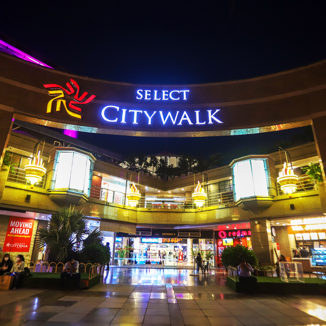 NexusSCW's tweet photo. Select CITYWALK is echoing festivities with this spectacular decor. Drop in with your fam-jam to get the festive Mode ON as the #CITYShinesAgain. https://t.co/Dbr7ipzZ0D