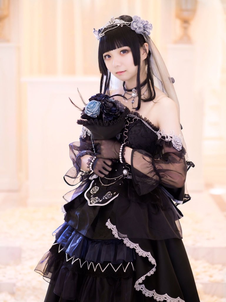 戦場に詠う花嫁 白金燐子 モデル様 みるんさん @Lily__ruu