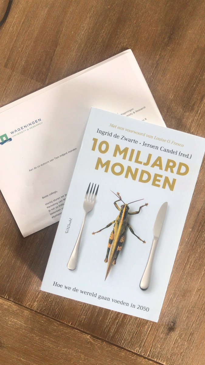 drsZeewier's tweet photo. Zojuist een kopie ontvangen van het nieuwe boek waarin we gezamenlijk een hoofdstuk hebben mogen schrijven over zeewier! @sander_vdburg @WURmarine @WURplant @WUReconomic #tocheenbeetjetrots #zeewier #voedselvoordetoekomst #onewur #findinganswerstogether @LouiseOFresco https://t.co/SdRvZYtInY