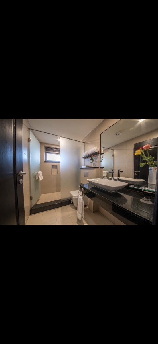 SheilahGashumba's tweet photo. Use code: SG-SHEILAH-2020 to check into speke apartments Kitate!! One bedroom apartment for only 100usd!! My code gets you a free bottle of sparkling wine in your room and a good discount https://t.co/SzYiy4MdjE