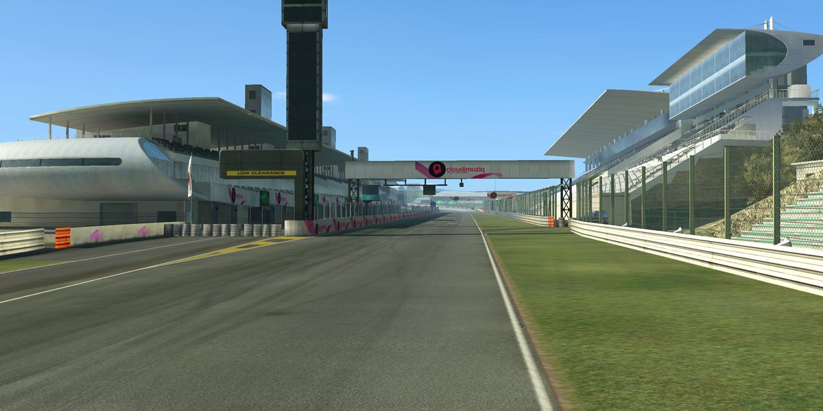 BTL_Racing's tweet photo. リーダーは風景も楽しむ派です。
#realracing3 #rr3 #リアルレーシング3 https://t.co/1v3fMLwNyw