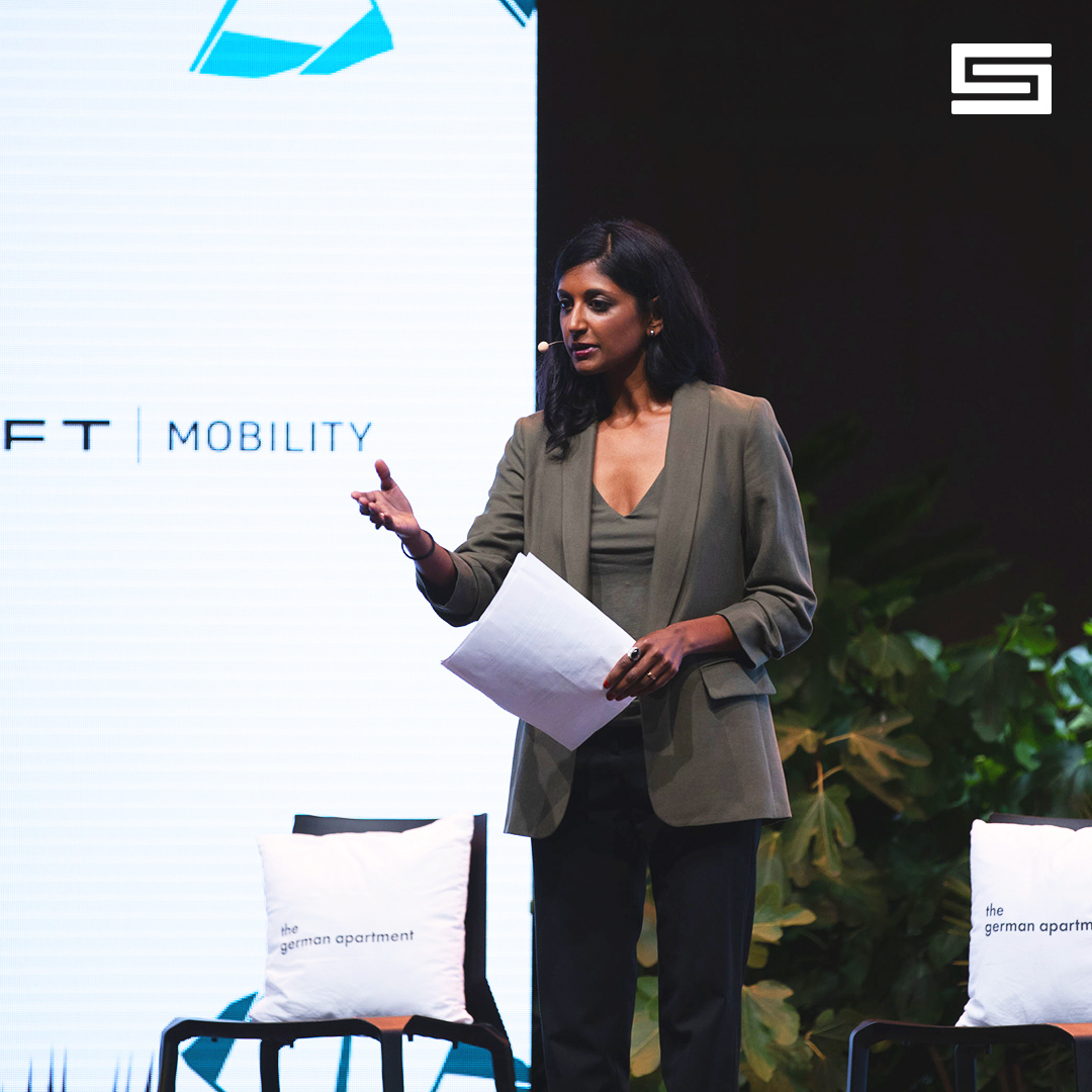 SHIFT_Mobility's tweet photo. Our great hostess Sumi Somaskanda  ⁠
⁠
#shiftmobility2020⁠⠀⁠
#shiftmobility⁠⠀⁠
#shiftingperspectives⁠⠀⁠ https://t.co/MiZbWyYfE6