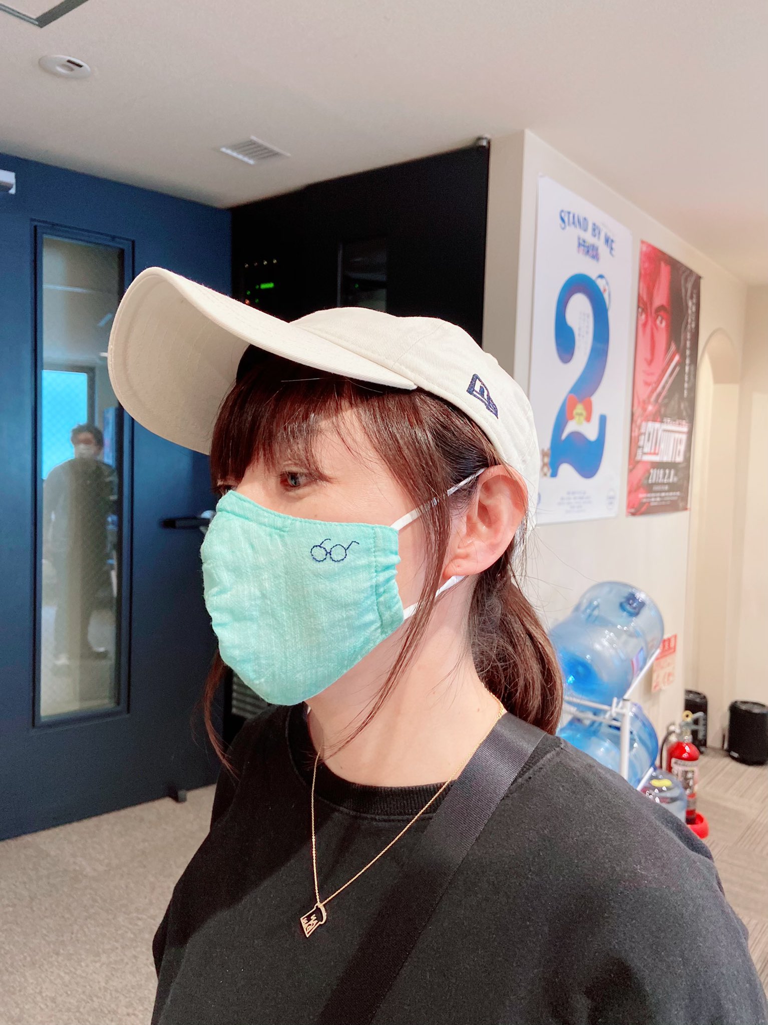 かかずゆみ のび太さん 役の 大原めぐみ ちゃんが可愛いネックレスを付けてたよ マスクにも可愛い刺繍がっ そして映り込んでいるのは 監督 大原めぐ太さん アンキパン しずかなドラレポ T Co Trfhtn3kvy Twitter