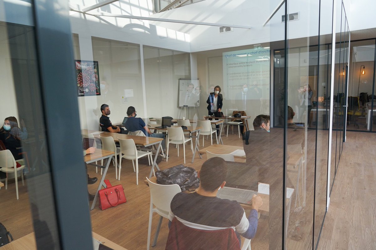 GrandReims's tweet photo. Inauguration à #Reims du nouveau campus @MediaSchoolGr, situé en cœur de ville (rue Cadran St-Pierre) : leader français de l’#enseignement supérieur privé et de la formation continue dans les métiers de la #communication et du digital. https://t.co/8PSj6xcDif