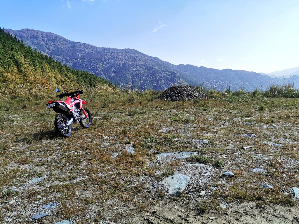 INFINIT_jp's tweet photo. 久々に乗れたも🤗
ﾒﾁｬｸﾁｬ寒かったけど、林道超満喫🤣

#crf250l https://t.co/yIDBEGkXPy