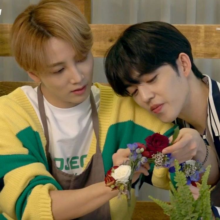 3. JEONGCHEOL ( Jeonghan-S.Coups ) - I love the power this ship holds. They are considered as the parents of svt and I can't deny the fact that they steal the hearts of many Carats!! We stan a powerful bromance. Ship Impact : 9.5/10  #JEONGCHEOL  #SEVENTEEN  