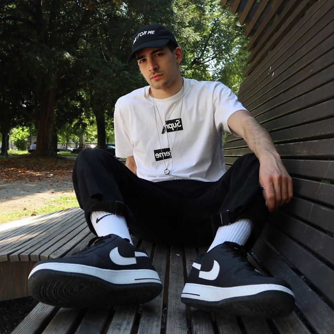 KLEKTofficial's tweet photo. TeamKLEKT π€π€
Whatβs your favourite Supreme Collaboration β
TeamKLEKT Member @lucacino__
#TeamKLEKT #KLEKT #KLEKTTakeover #OFFEWHITE #klektsneakers #klektstreetwear #commedesgarcons #airforce1 #supreme https://t.co/Unb3RS7JdB