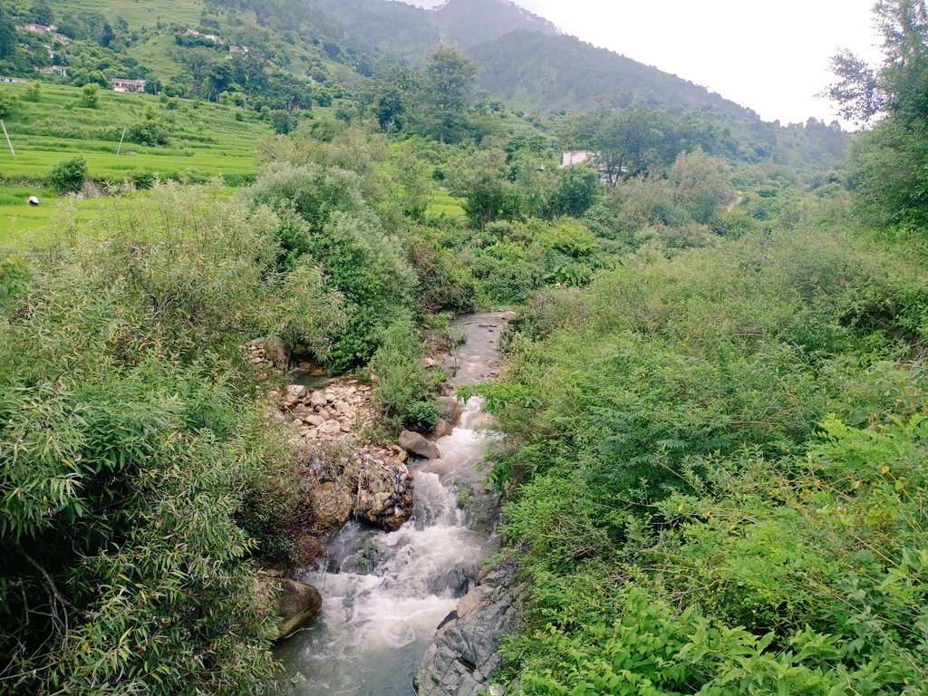 savewaternaula1's tweet photo. Now it's time to come back for Spring Civilization, otherwise most of major river dried in few years. Proper Spring Data management is need of time,and it is impossible without proper involvement of Civil Society & Communities...1/2
#savewater #Watertalk #NamamiGange #WaterIsGod https://t.co/O08TrBPRUH