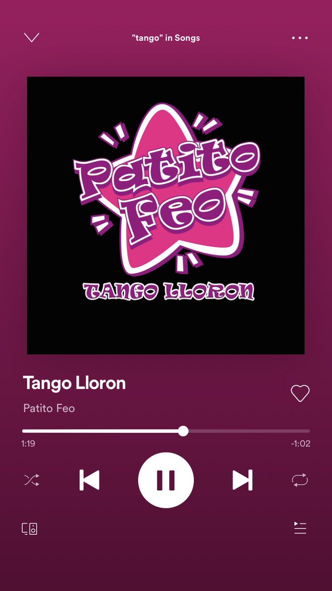 yo en público:                   mis cascos: