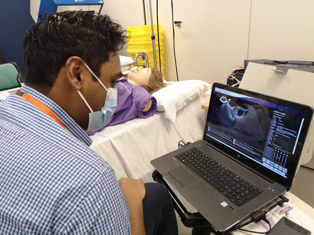 imandalMD's tweet photo. Final day of the #tasterweek. Spending my lunchtime in the lab practicing my #ultrasound #POCUS skills. Really impressed with the quality of sim equipment available here! #simulation #MedEd #FOAMRad https://t.co/FZSE6eQbbT
