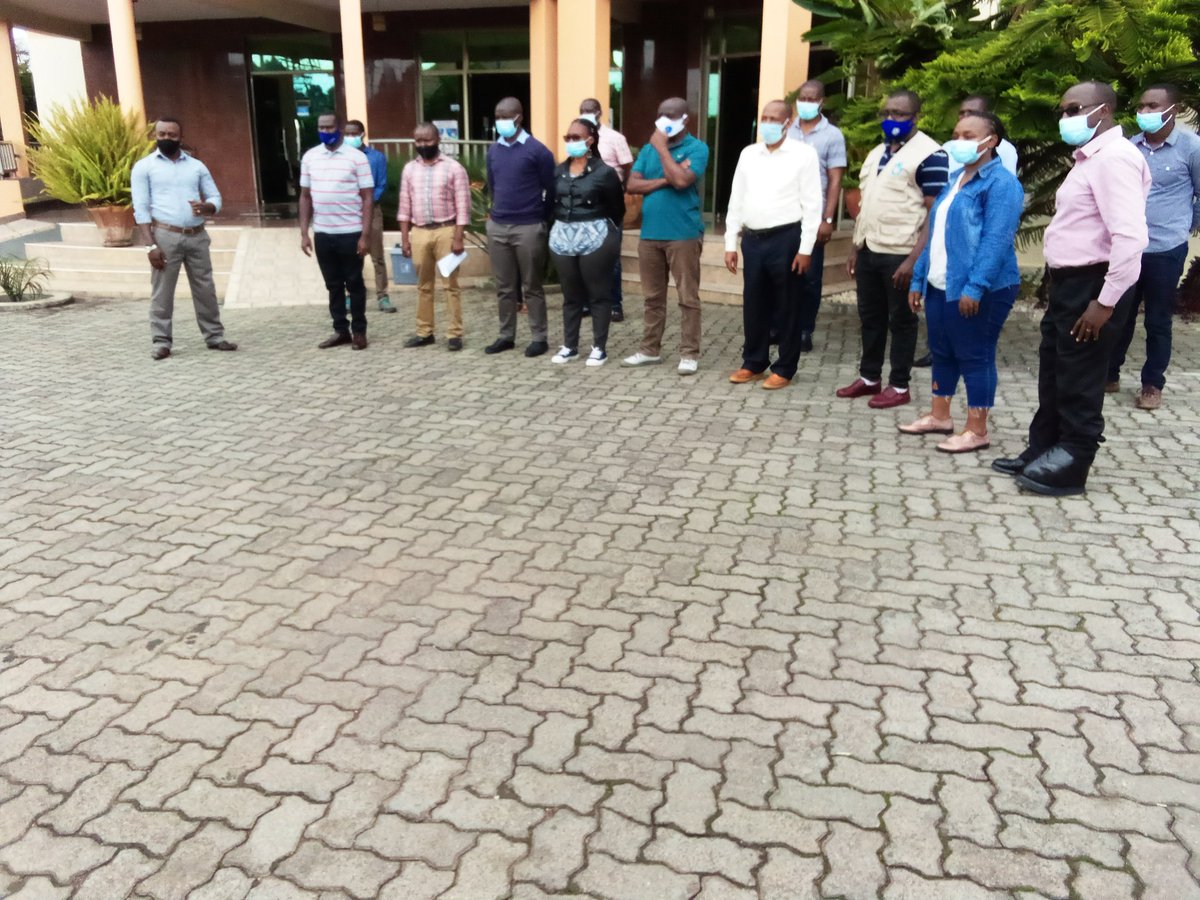 hi-rwanda tweet media