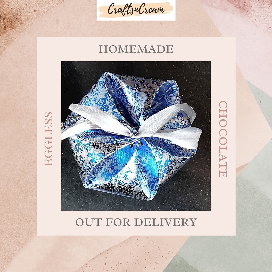 CraftsnCream's tweet photo. Add a special touch to your special day with this stunning box of assorted chocolates.

#dispatchday #deliveringhappiness #chocolate #homecooking #yummyfood #mumbaikars #egglessbaking #vocalforlocal #craftsncream https://t.co/gugA83a9kP
