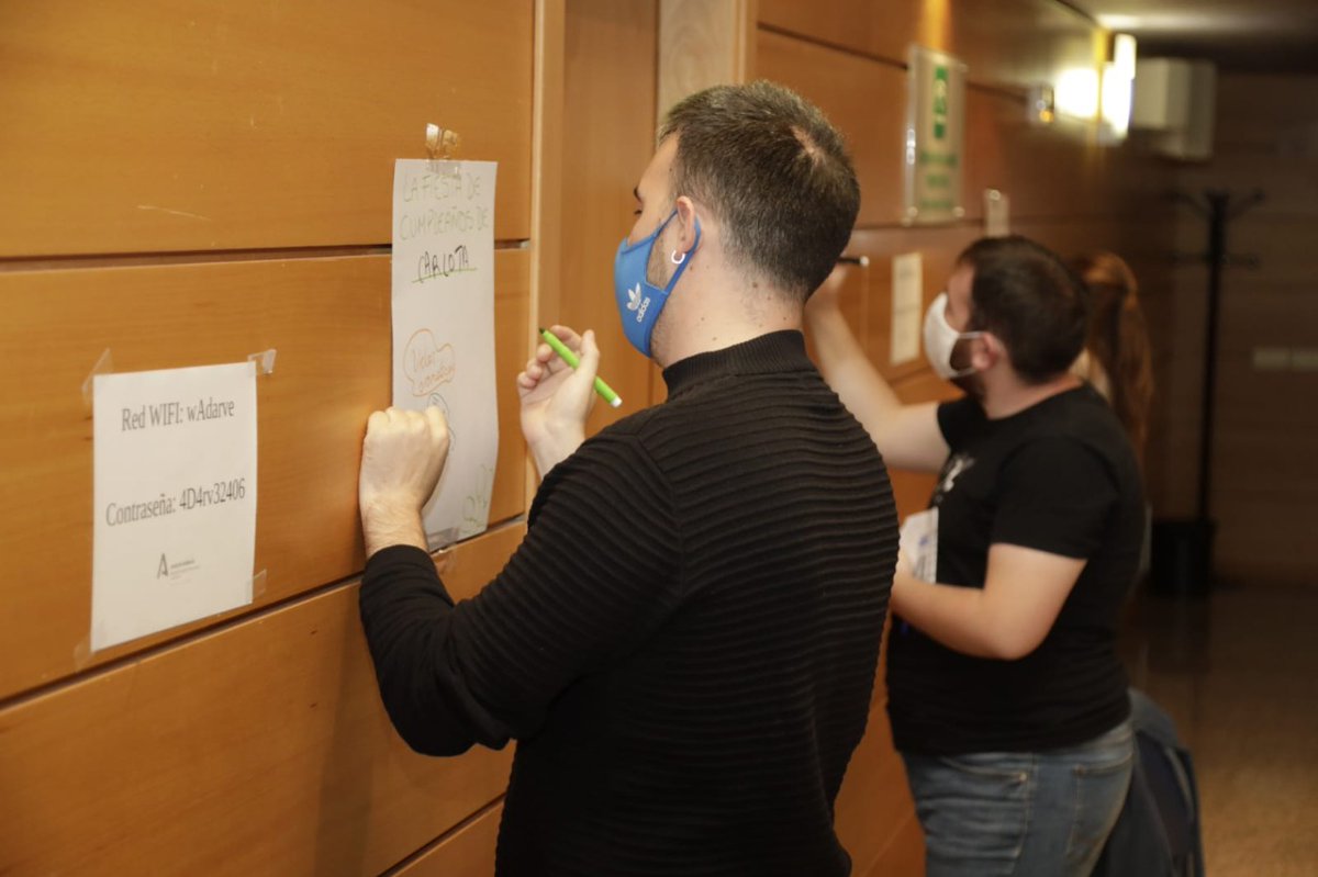eutopiafest's tweet photo. 📌 7º día de Festival II #GiftCardChallenge Cambiando las #narrativas sobre la #migración a través del #arte II #Eutopía20
···https://t.co/MpiIpUB5Vj ··· https://t.co/UKaZ3YmZxb