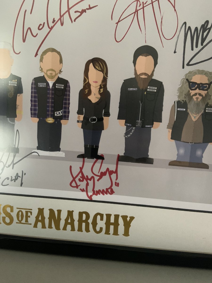 jinglefield75's tweet photo. Much love to you all. Stay safe everyone. Happy it’s complete @KateySagal @markboonejunior @Jobydove @davidlabrava @ECharlieHunnam @RamboDonkeyKong @perlmutations @KimFCoates @Theorossi @TommyFlanagan @sutterink https://t.co/xff4D4EBU8