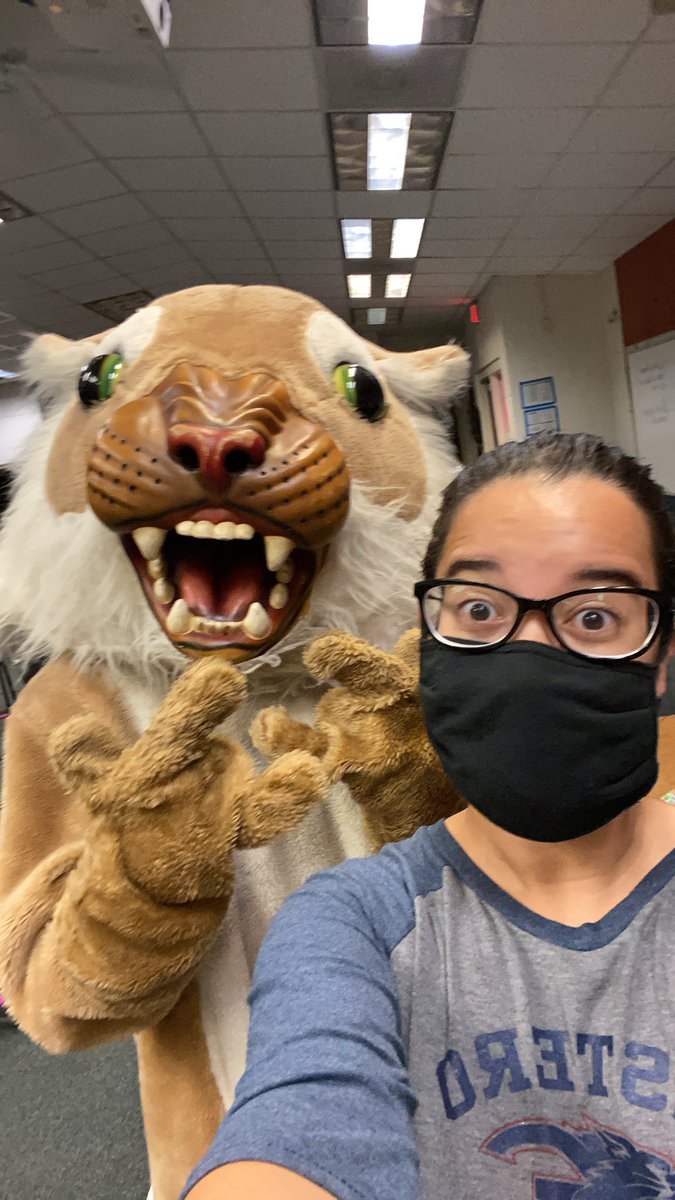 esteroband's tweet photo. The Wildcat came to see Symphonic Band this morning! Happy Friday! https://t.co/VqP9Njf0zX