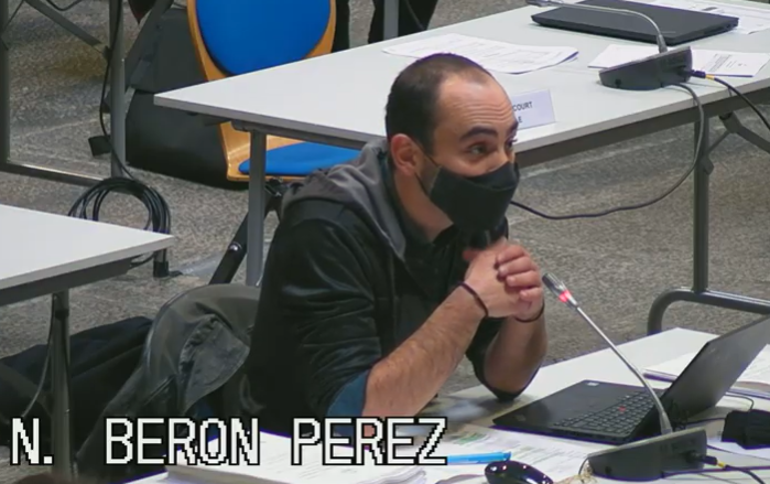 abkgrenoble's tweet photo. Question très pertinente de @Nicolas_Beron_P (#CCC) à @cferrari_38 : comment garantir à terme la production de logement social public lorsque l'organisme métropolitain de gestion foncière EPFL a été livré à la droite anti-logement social de @ChristianCoigne ? #CMetro #Grenoble https://t.co/7MrH2aDNAM