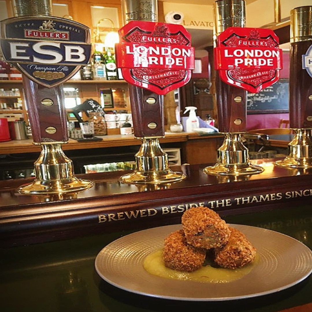 The Victoria Arms tweet media