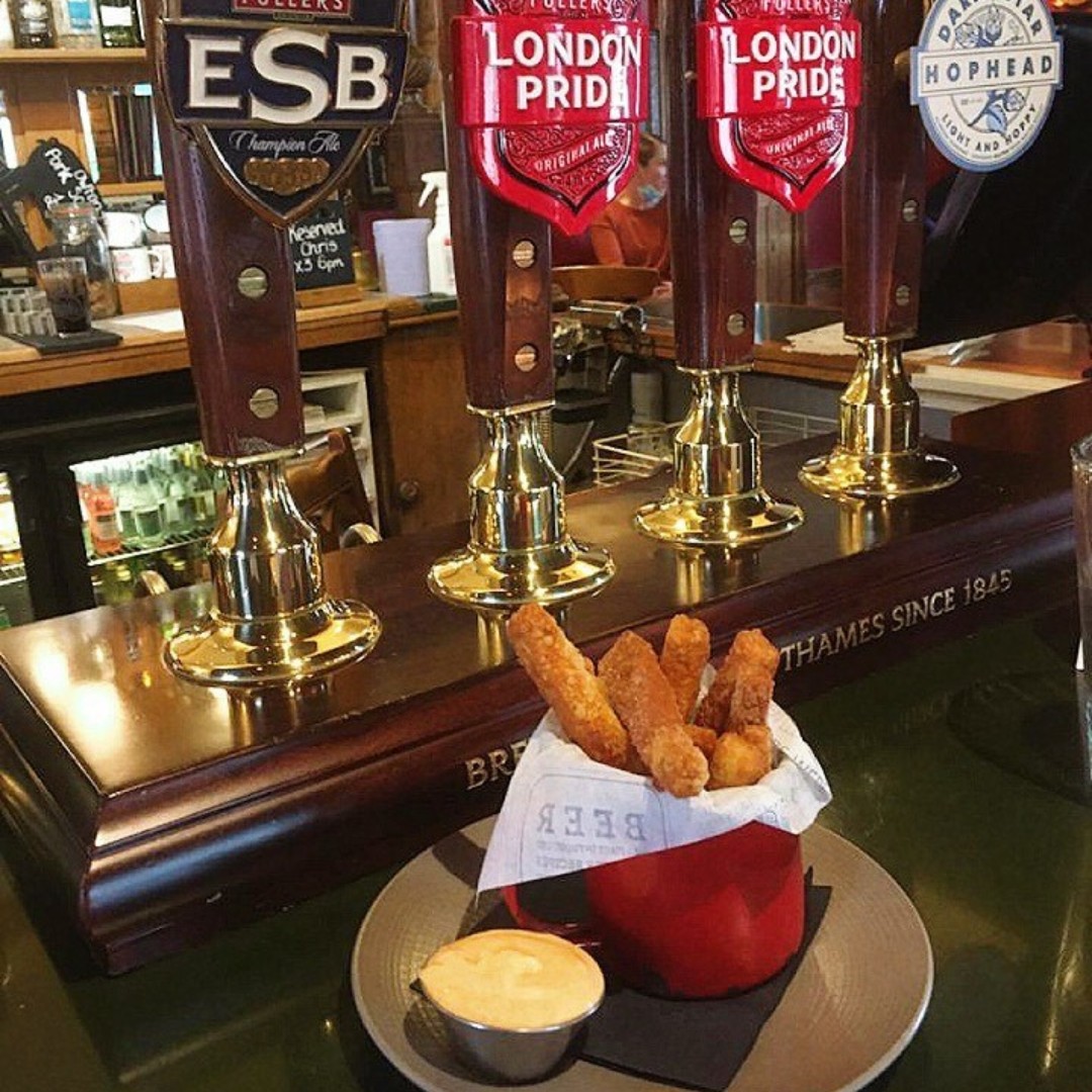 The Victoria Arms tweet media