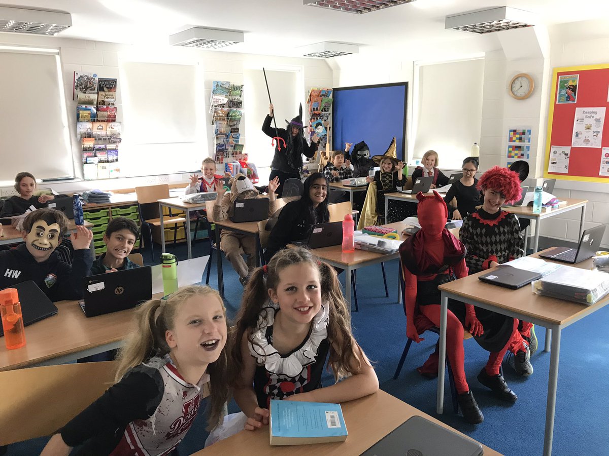 BGS_EnglishDpt's tweet photo. Year 6 wrote spooky Haikus and got into the “spirit” of Halloween!!! #LearningwithoutLimits #creativeEnglishfun https://t.co/9SpnyCgzSl