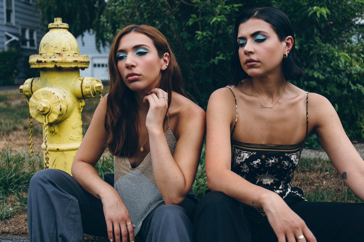 RUUMER's tweet photo. Our new neighbors def thought we were crazy doing a Photoshoot in front of their fire hydrant 🙃 https://t.co/rpAbvcLLf3