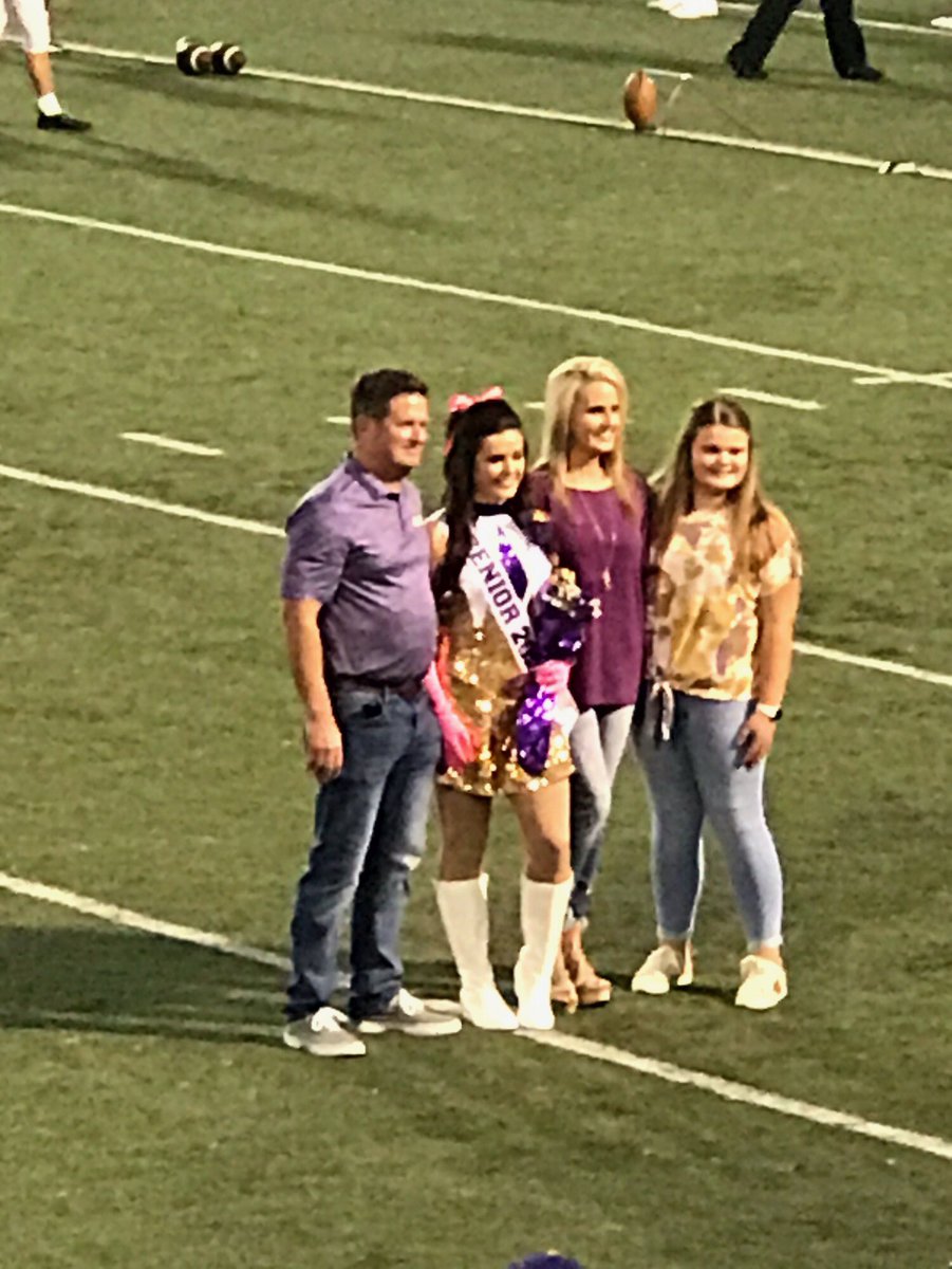 jefffrizell's tweet photo. Senior night at DSHS. How time flies! Mallory, I am proud of your commitment , dedication and hard work as a 4 year member of the Jackettes. https://t.co/YxHXiPXXn0