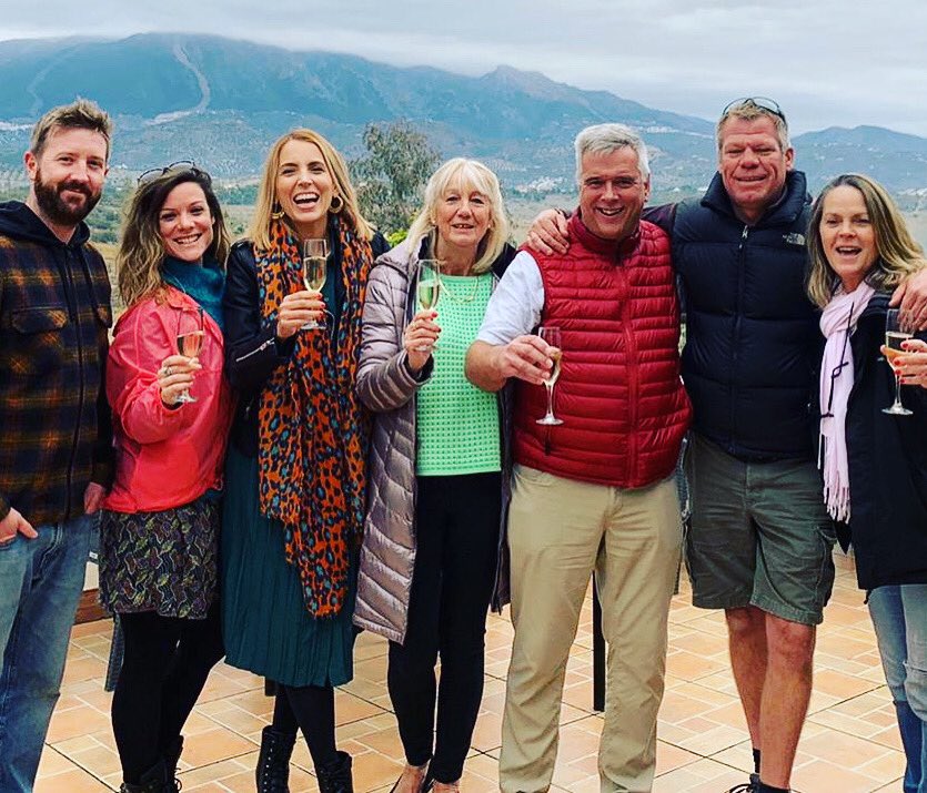 FINAL EPISODE of the current series before we go Prime Time next month! Tune in at 3pm (or catch up at your convenience!) for a super episode in Axarquia with Brian &amp; Sue and a budget of £180k. 
Which property is your favourite? <a href="/Channel4/">Channel 4</a> <a href="/aplaceinthesun/">A Place in the Sun</a>