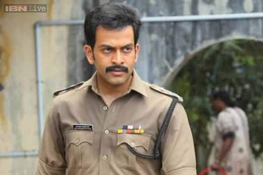 At age of 31, Prithviraj again surprises with his choice of roles as he plays a gay police officer who lost memory in the brilliant Mumbai Police. He is once again superb when he lives an alcoholic in each and every second of Memories. How could he not win another state award !