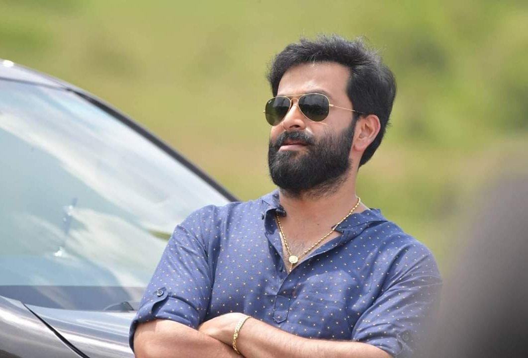 At age of 38, Prithviraj teams for the last time with his close friend and the talented Sachi for the hugely memorable Ayyappanum Koshiyum. The actor is fine with Biju Menon becoming the hero, while he plays the more complex, layered, but less likeable Koshy to perfection !