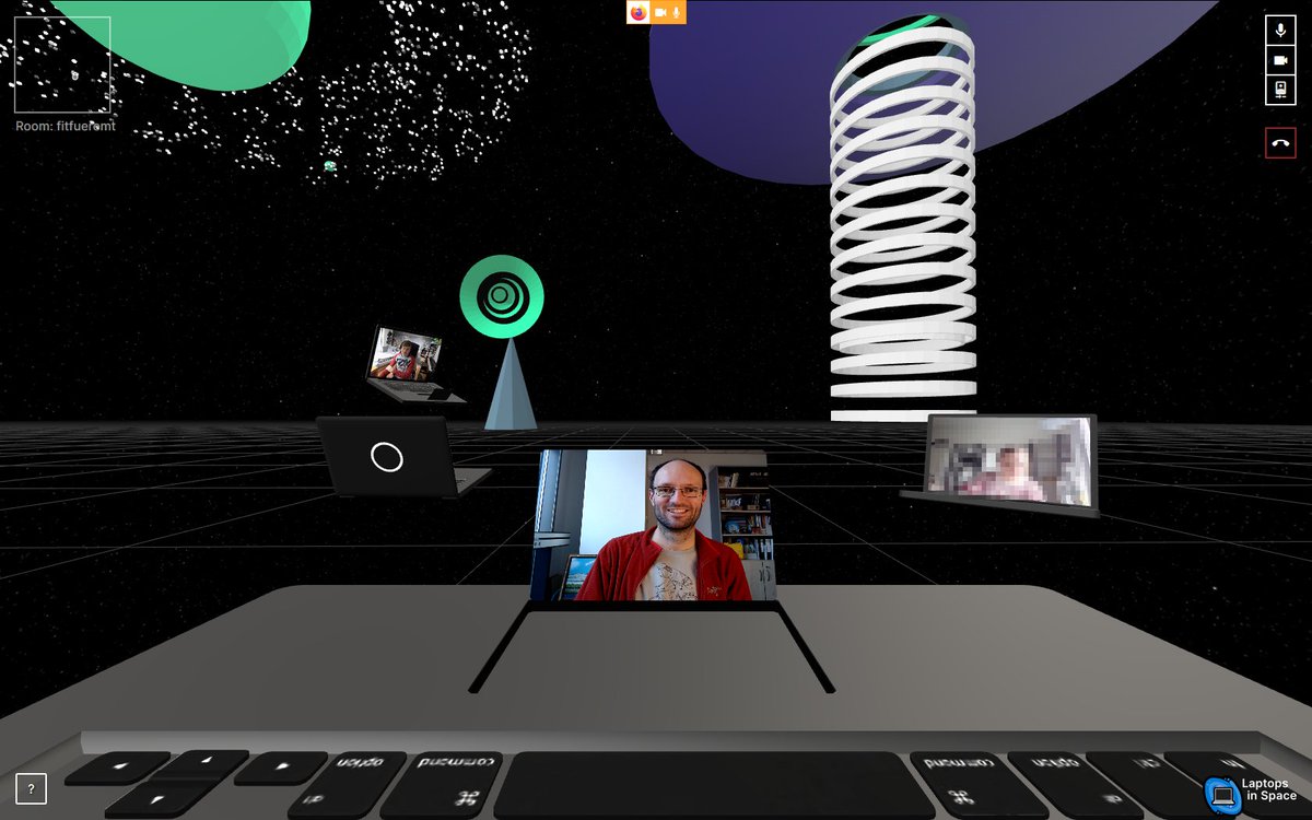 MMagdowski's tweet photo. Heute gab es die informelle Pause vom #MathematikVorkurs #FitFürEMT statt in @yotribe in @laptopsinspace - einfach gradios!
Danke auch an das @HSFDigital für den Tipp vom #UFFestival! https://t.co/gBGRNsDbAC