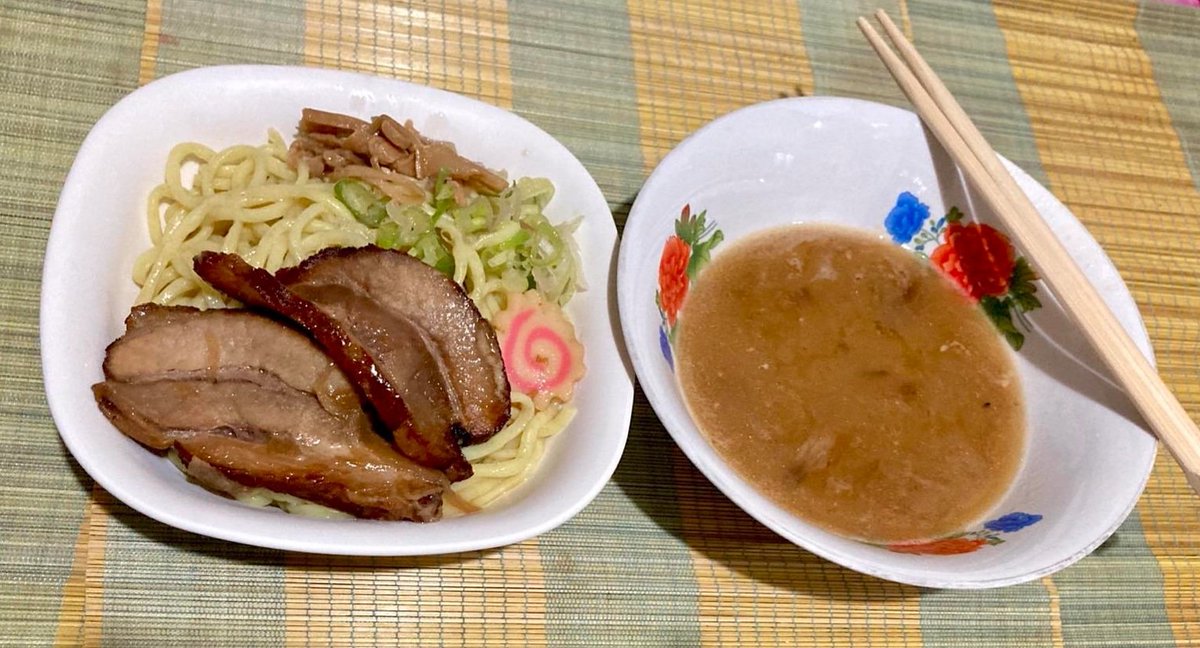 HungerTastePH's tweet photo. Tsukemen 😊

#HungerTastePH https://t.co/u0npHiArG3