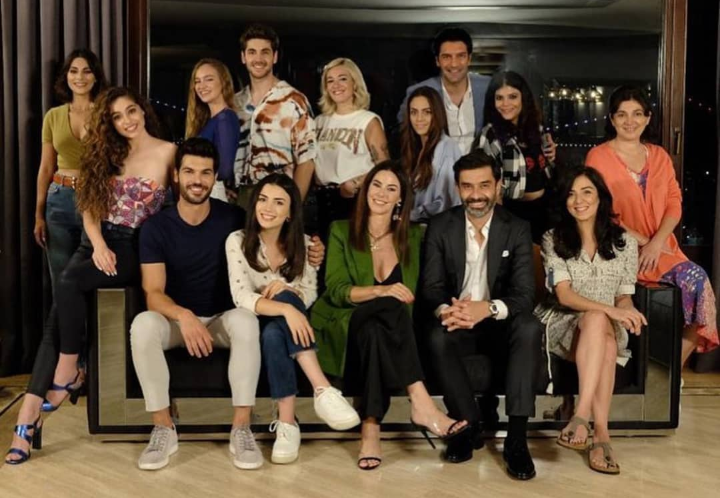 OZGOK7's tweet photo. So guys what do you think about the polt of #SOLYANIM  
Can't wait tooooo much excitement 😍 https://t.co/WoMRIobtjK