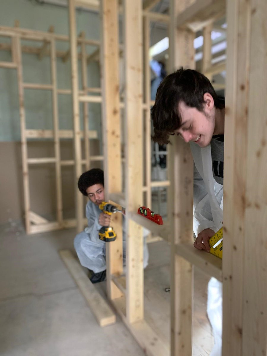 MYL_info's tweet photo. James and Darius have done a cracking job with this partition wall supported by our friends at @VIYproject. Really taking their work placements very seriously, well done guys #engagetosucceed #youthengagement #skillsforlife #hardworkpaysoff @MCR_Charity https://t.co/eOojzmQDM1