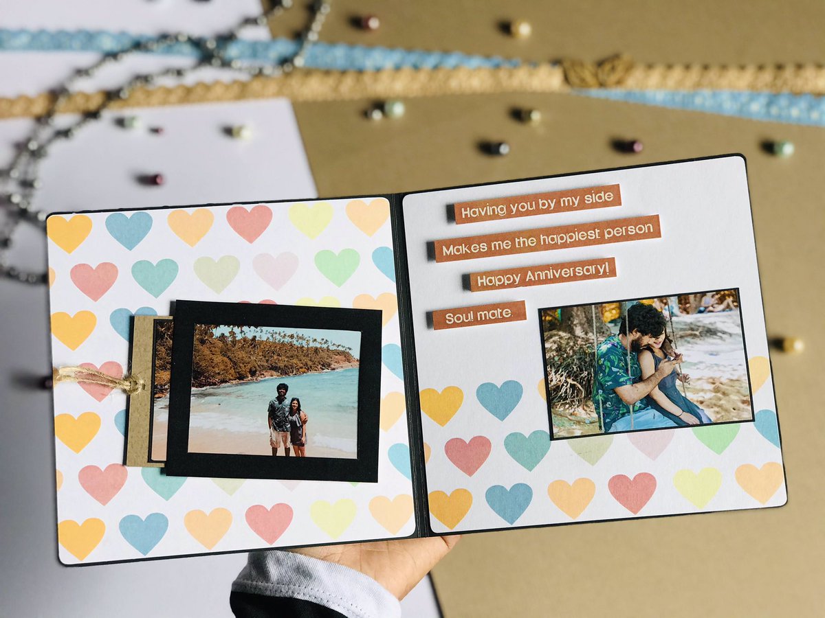 ccrafts__'s tweet photo. Check out the #scrapbooksbyccrafts    😄

“Memory is a way of holding onto the things you love, the things you are, the things you never want to lose.” 
— The Wonder Years, television show

#creative 
#handmade 
#scrapbooksbyccrafts https://t.co/mEJ9lkGoiY